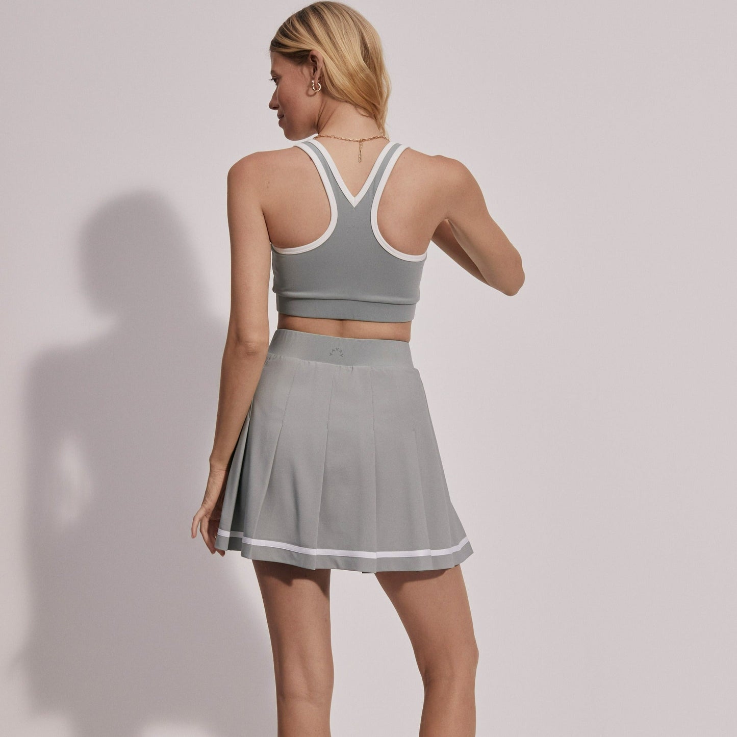 Varley_Clarendon High Rise Skort 16'' - Cool Sage